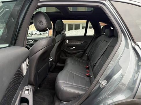 Used 2018 Mercedes-Benz GLC 300 4MATIC image 27