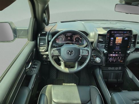 Used 2025 RAM 1500 Limited AWD/4WD image 5