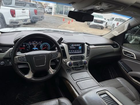 Used 2018 GMC Yukon XL Denali w/ Open Road Package image 3