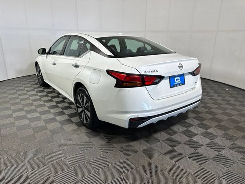 Used 2022 Nissan Altima 2.5 SV AWD/4WD image 5