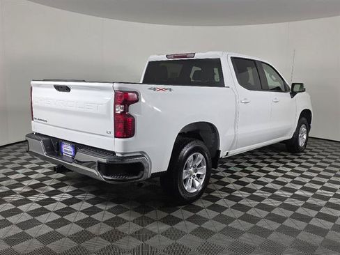 Used 2025 Chevrolet Silverado 1500 LT AWD/4WD image 4