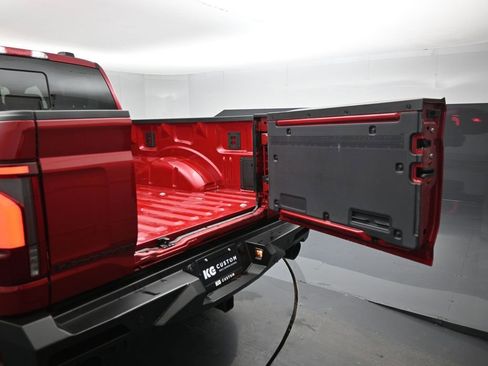 New 2024 Ford F150 Lariat w/ Equipment Group 502A High image 29