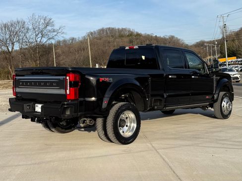 Used 2026 Ford F450 Platinum w/ Platinum Plus Package image 3