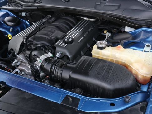 Used 2020 Dodge Challenger R/T Scat Pack RWD image 19