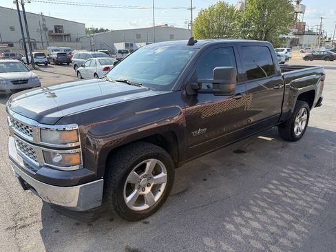 Used 2015 Chevrolet Silverado 1500 LT w/ Texas Edition, 1LT Trim RWD image 13