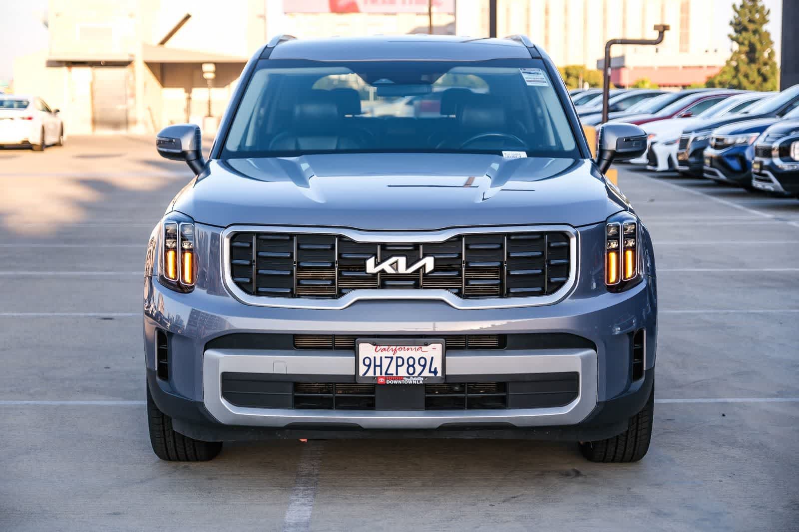 Used 2024 Kia Telluride S FWD image 2