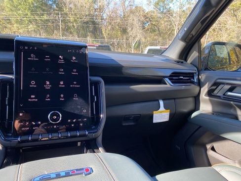 New 2026 GMC Yukon AT4 w/ AT4 Premium Package image 23