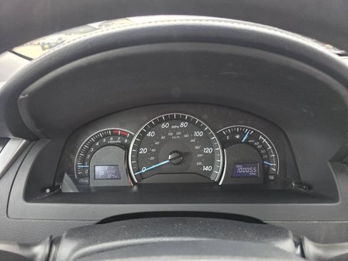 Used 2012 Toyota Camry LE FWD image 11