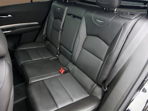 Used 2021 Cadillac XT4 Premium Luxury image 25