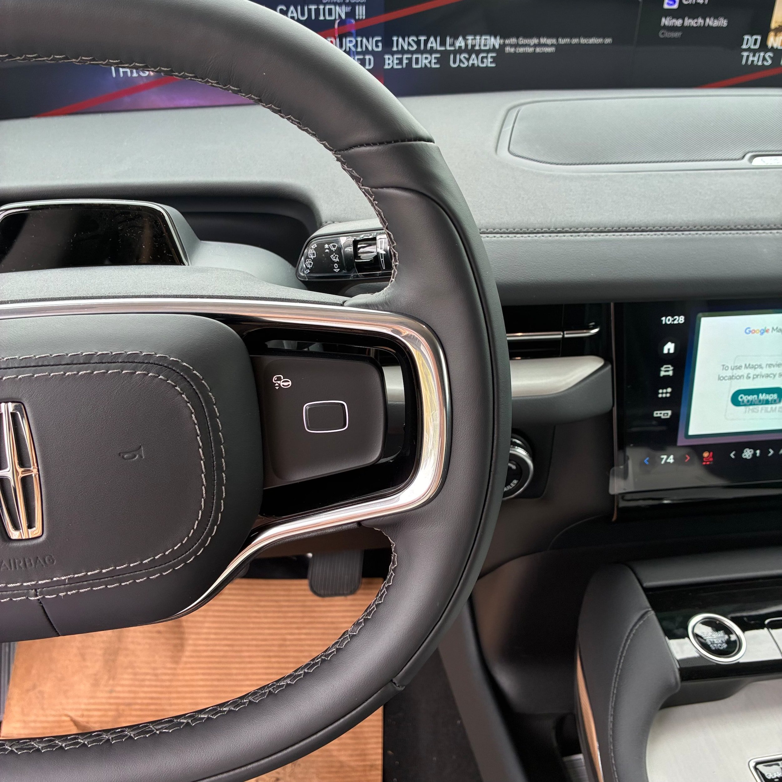 New 2025 Lincoln Navigator Reserve AWD/4WD image 15