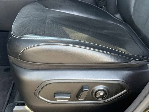 Used 2022 Jeep Grand Cherokee L Laredo image 22