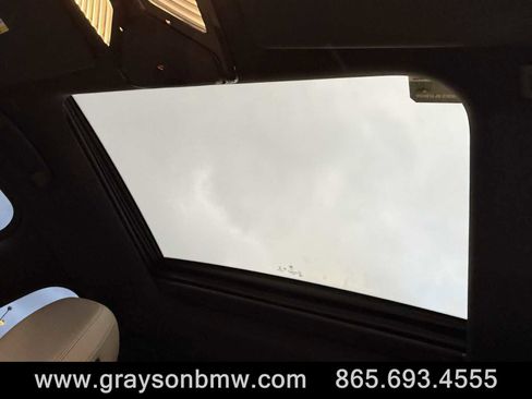 Used 2019 BMW 330i Sedan w/ Convenience Package image 26