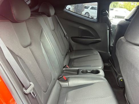 Used 2020 Hyundai Veloster Turbo FWD image 31