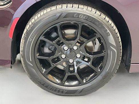 Used 2020 Dodge Charger SXT w/ Cold Weather Package AWD/4WD image 31