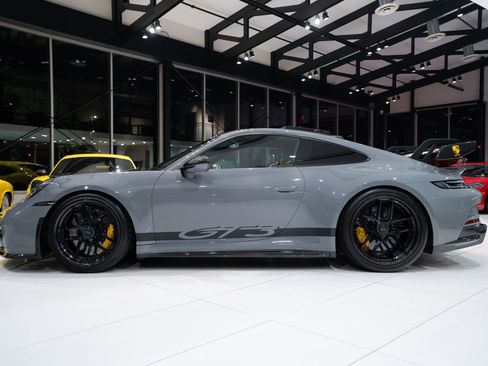 Used 2022 Porsche 911 GT3 RWD image 41
