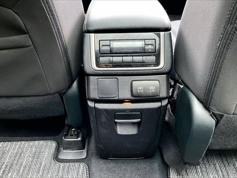 Used 2021 Subaru Ascent Premium w/ Sport Package AWD/4WD image 17