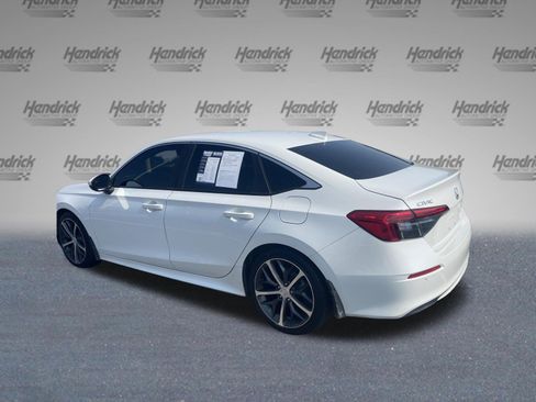 Used 2023 Honda Civic Touring image 8
