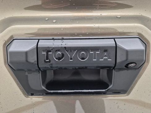 Used 2026 Toyota Tacoma TRD Sport AWD/4WD image 35