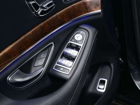 Used 2014 Mercedes-Benz S 550 Sedan image 10