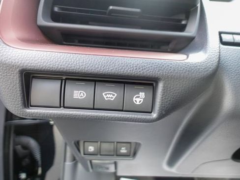 New 2026 Toyota Prius Plug-In Hybrid FWD image 19