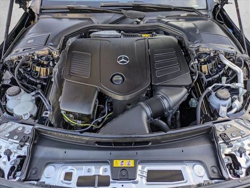 Used 2025 Mercedes-Benz CLE 300 4MATIC Cabriolet image 21