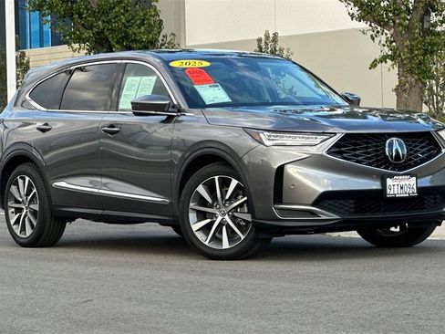 Used 2025 Acura MDX Technology Package image 2