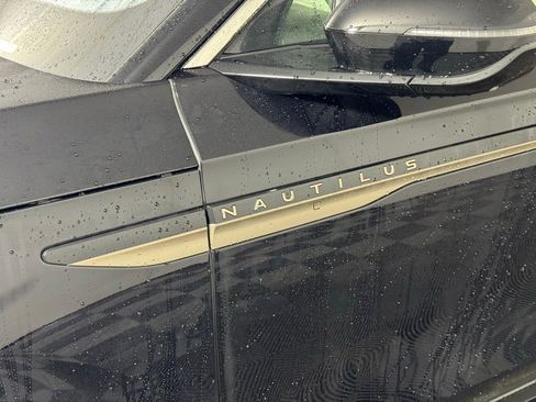 New 2026 Lincoln Nautilus Black Label AWD/4WD image 11