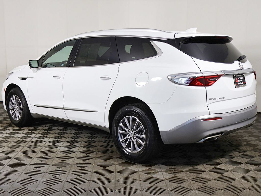 Used 2024 Buick Enclave Premium FWD image 12