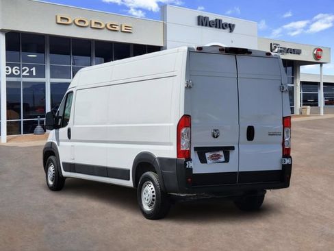 Used 2024 RAM ProMaster 2500 w/ Convenience Group FWD image 7