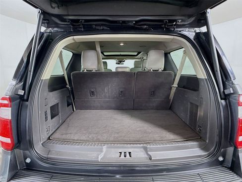 Used 2020 Ford Expedition Max XLT w/ Equipment Group 202A AWD/4WD image 20