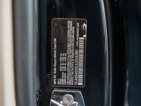 Used 2018 Rolls-Royce Ghost image 19