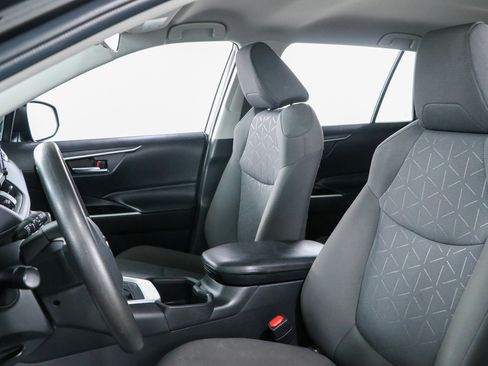Used 2022 Toyota RAV4 XLE FWD image 23