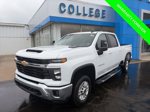 Used 2025 Chevrolet Silverado 2500 LT w/ Convenience Package AWD/4WD image 1