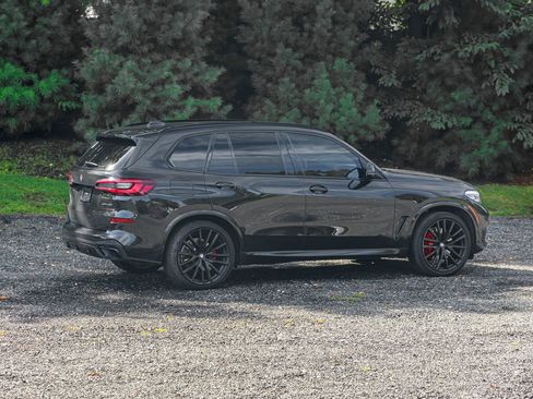 Used 2022 BMW X5 sDrive40i w/ M Sport Package image 9