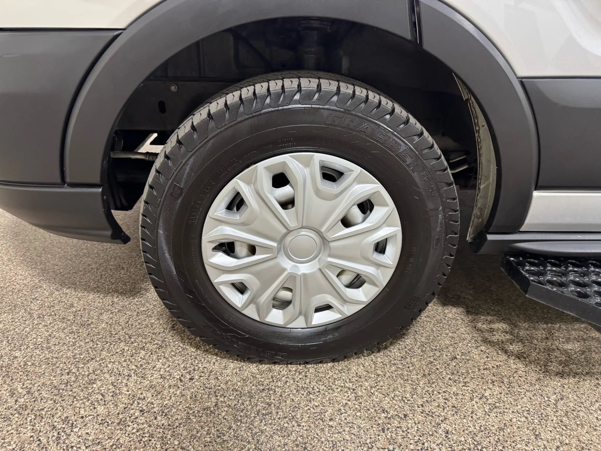 Used 2019 Ford Transit 250 148 Medium Roof RWD image 56