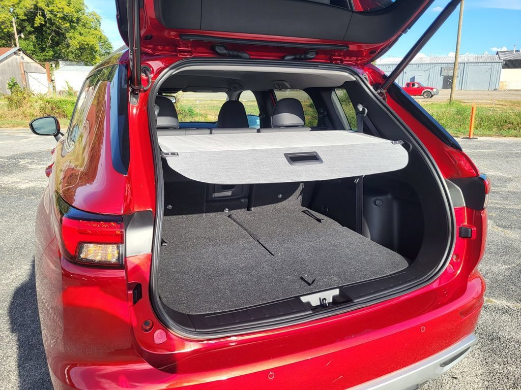 Used 2024 Mitsubishi Outlander SEL FWD image 4