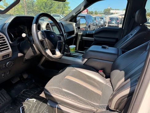 Used 2018 Ford F150 Platinum w/ Equipment Group 701A Luxury AWD/4WD image 5