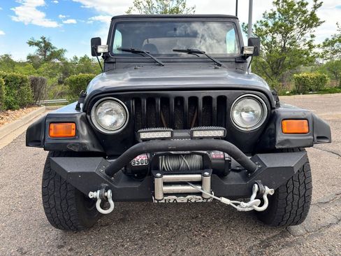 Used 2000 Jeep Wrangler Sahara AWD/4WD image 4