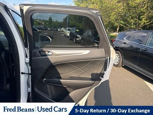 Used 2019 Lincoln MKC Reserve FWD image 19