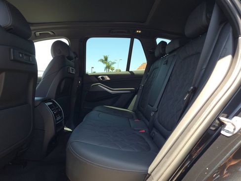 Used 2023 BMW X5 sDrive40i RWD image 9