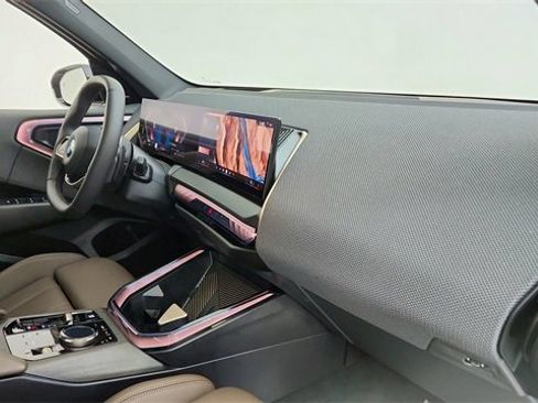 Used 2025 BMW X3 xDrive30i w/ Premium Package image 20