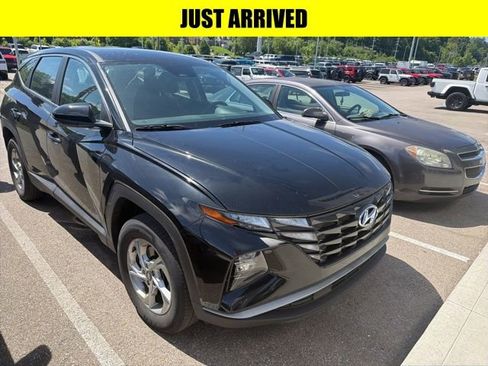 Used 2023 Hyundai Tucson SE AWD/4WD image 1