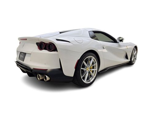 Used 2022 Ferrari 812 GTS image 9