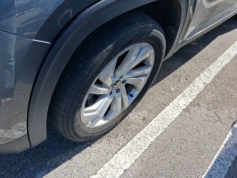 Used 2022 Volkswagen Atlas SE w/ Panoramic Sunroof Package image 7