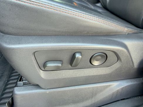 Certified 2025 GMC Sierra 3500 AT4 w/ Technology Package AWD/4WD image 16