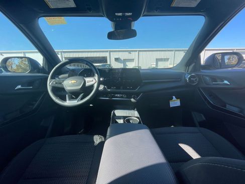 Used 2025 Chevrolet Equinox LT image 31