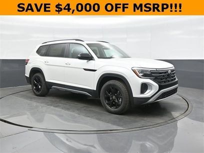 New 2026 Volkswagen Atlas Peak Edition