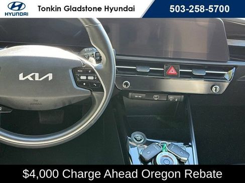 Used 2023 Kia Niro Wind FWD image 31
