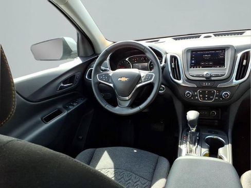 Used 2024 Chevrolet Equinox LT w/ LPO, Floor Liner Package FWD image 9