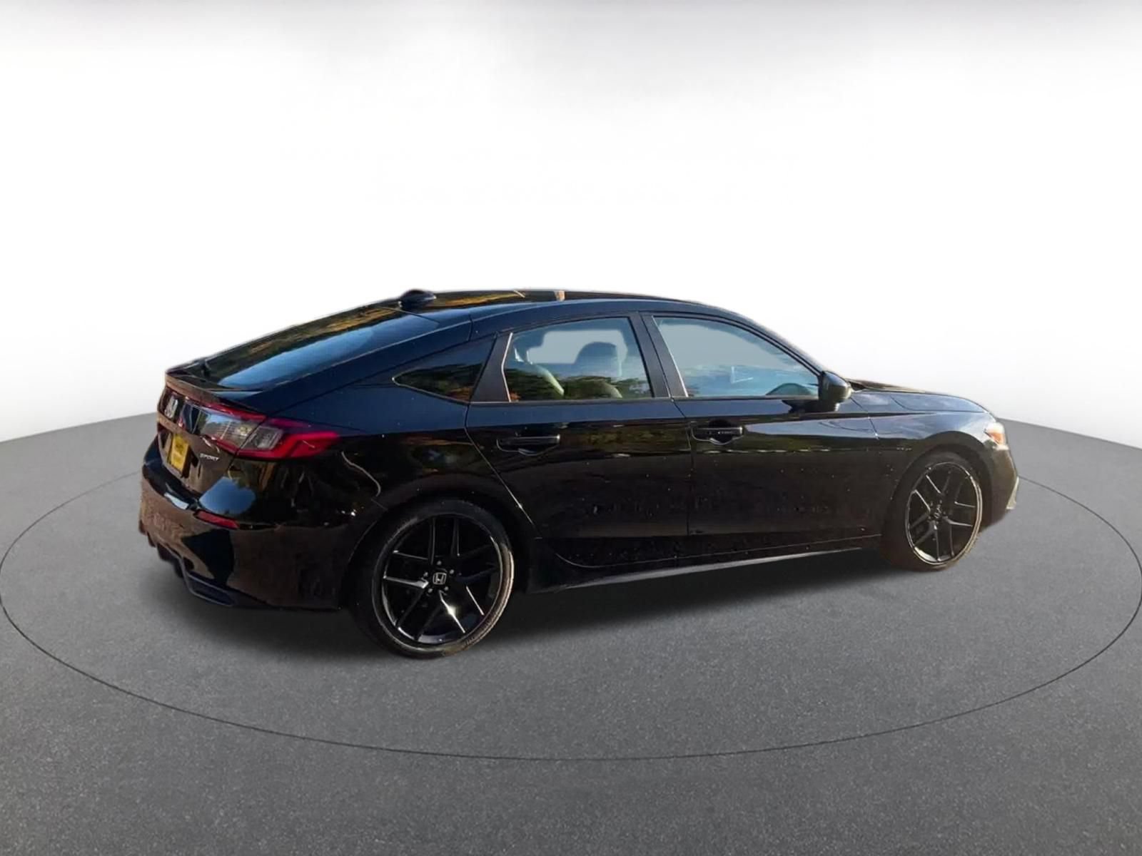 Used 2024 Honda Civic Sport image 12